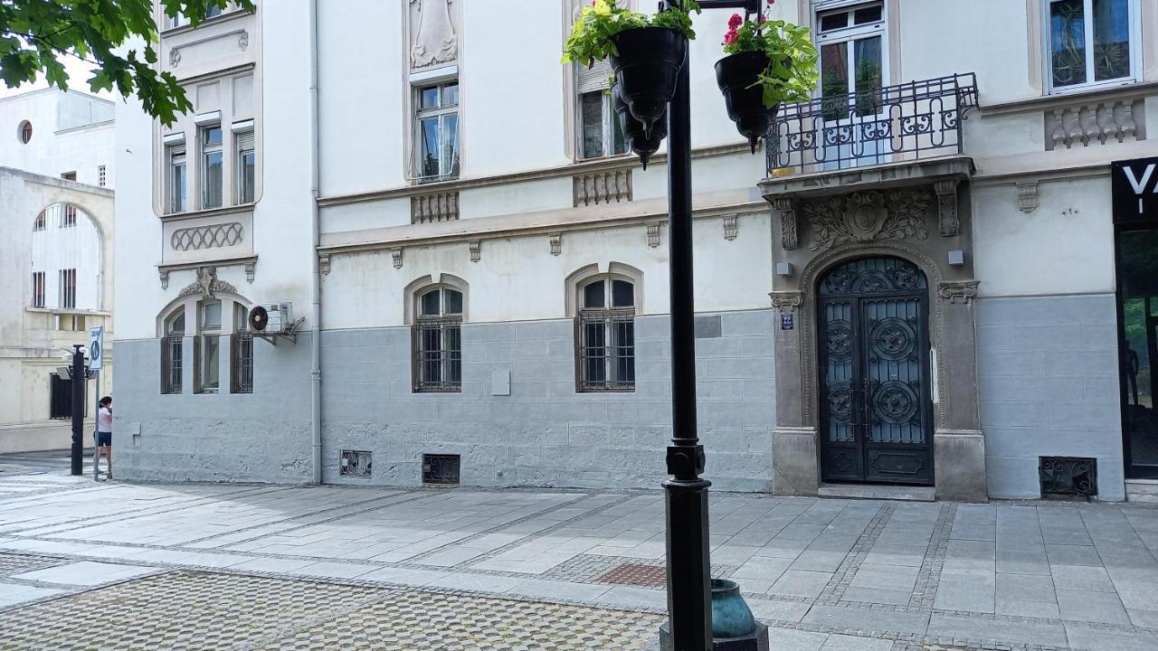Fortress 1: Quiet, Lux 50M2 , Apartment In The Pedestrian Zone Belgrade Luaran gambar