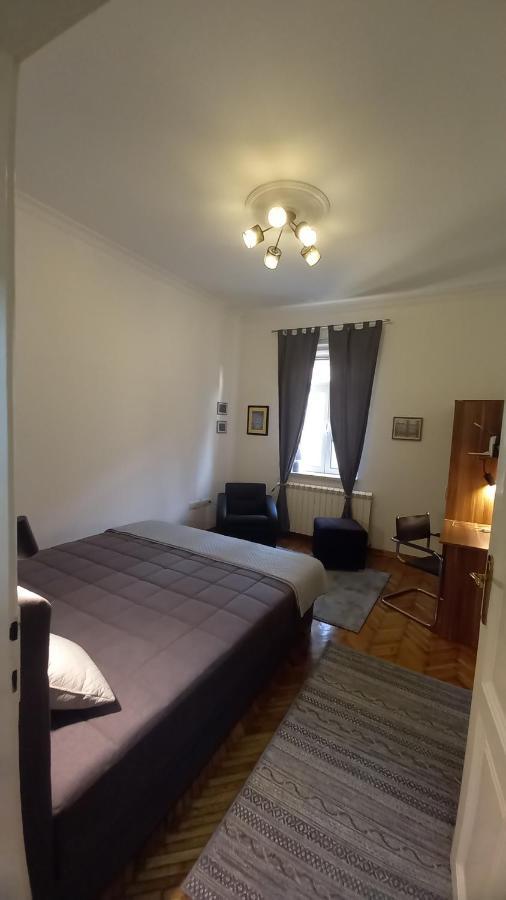Fortress 1: Quiet, Lux 50M2 , Apartment In The Pedestrian Zone Belgrade Luaran gambar